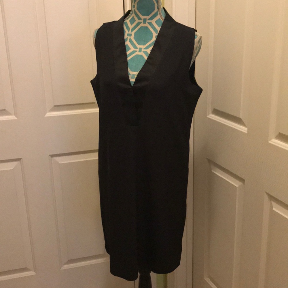 Linjia Dress. - Picture 2 of 8